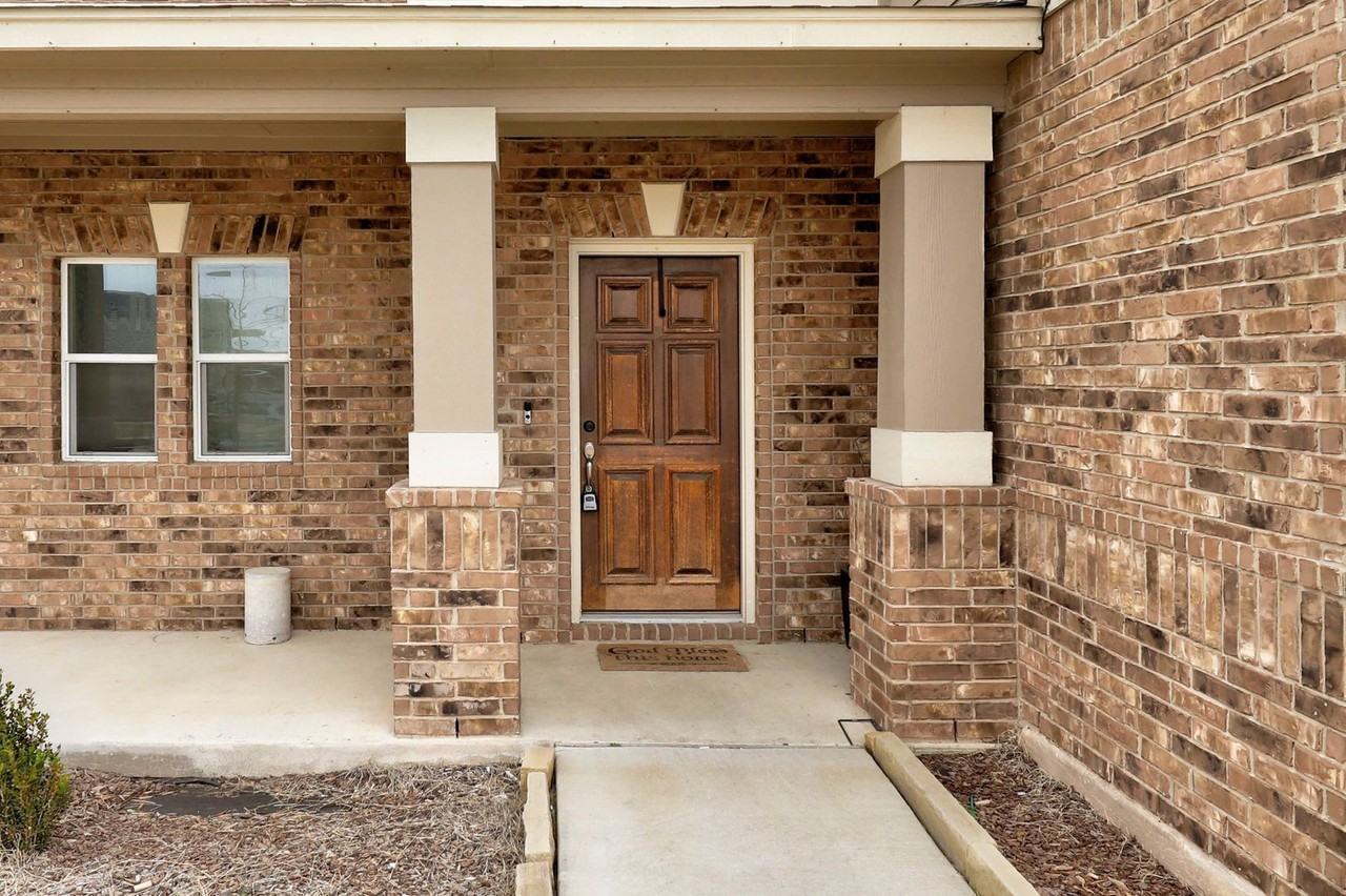 7929 Arezzo Dr - Photo 4 of 30