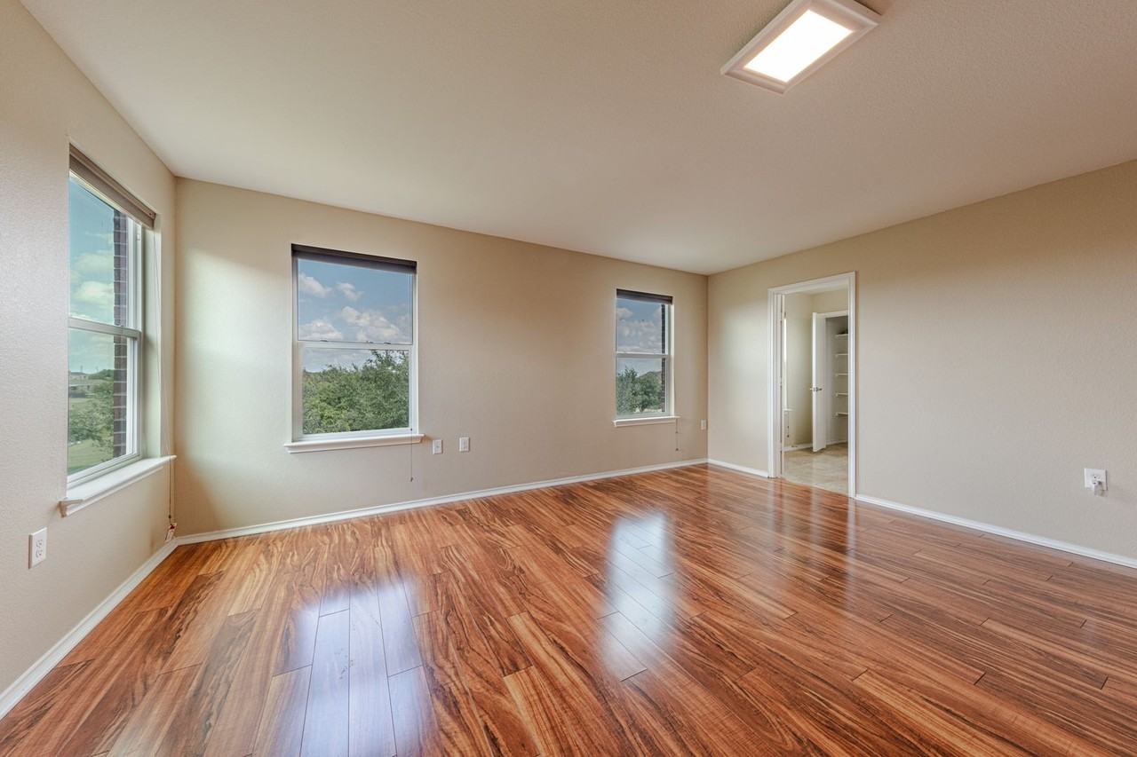 6716 Glebe Path - Photo 5 of 19