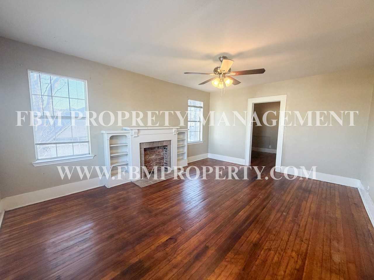 409 W Brown St #C - Photo 5 of 16