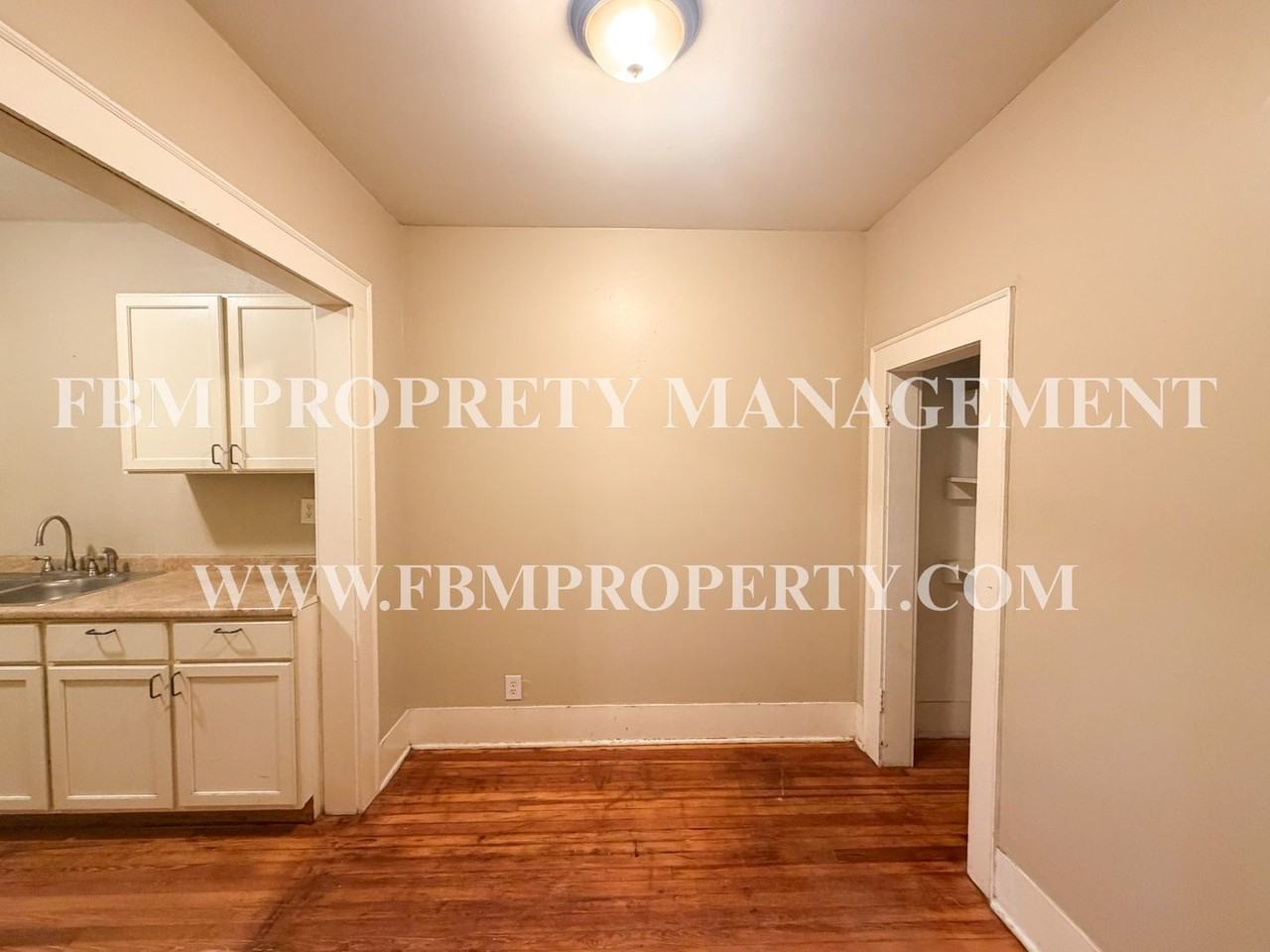 409 W Brown St #C - Photo 7 of 16