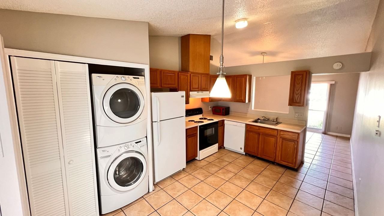 12347 Antonio Cir - Photo 6 of 26