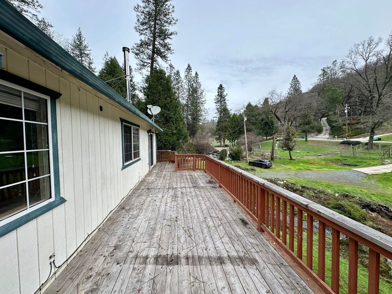 16250 Brewer Rd - Photo 6 of 24