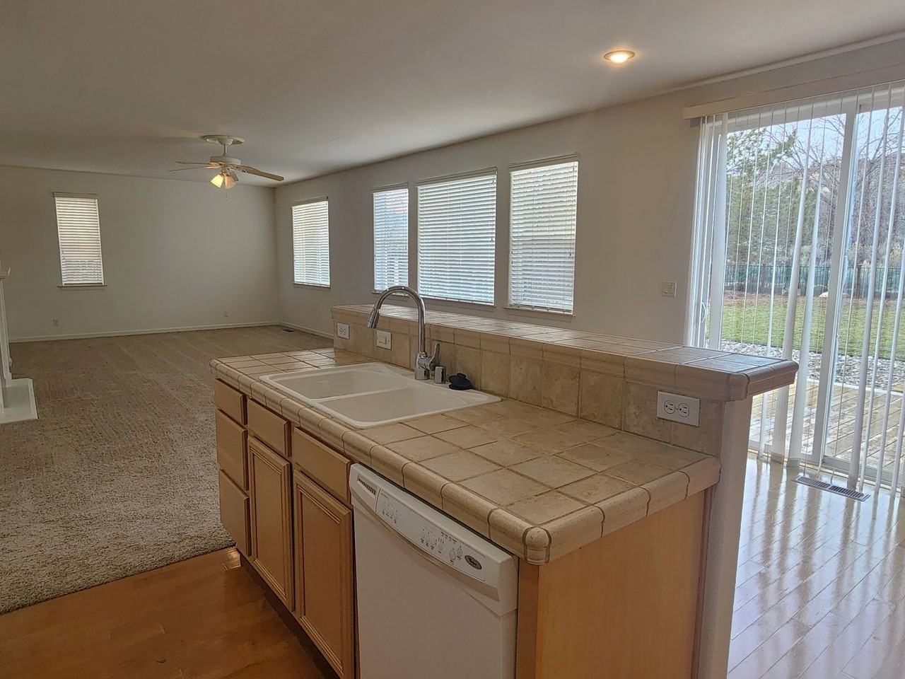 3410 Long Dr - Photo 5 of 27