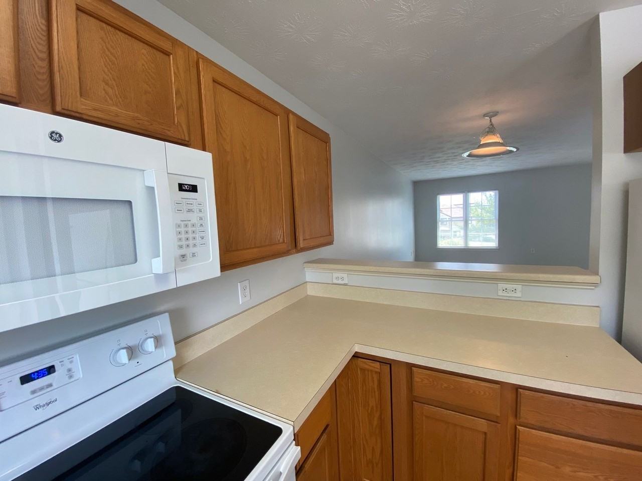 2438 Millwood Loop - Photo 3 of 11