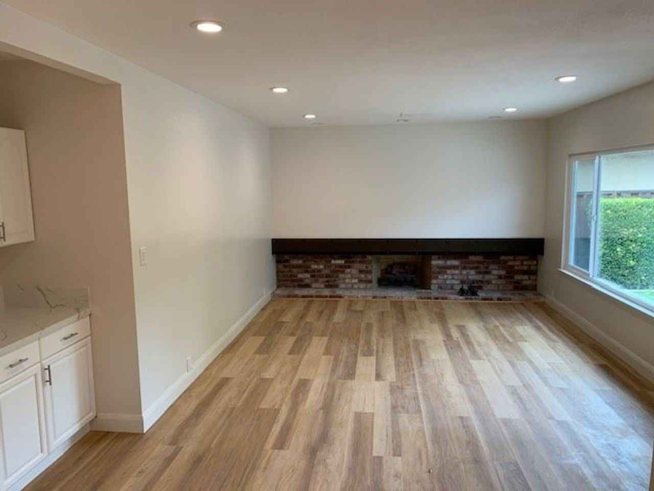 1523 Hopyard Rd - Photo 7 of 17