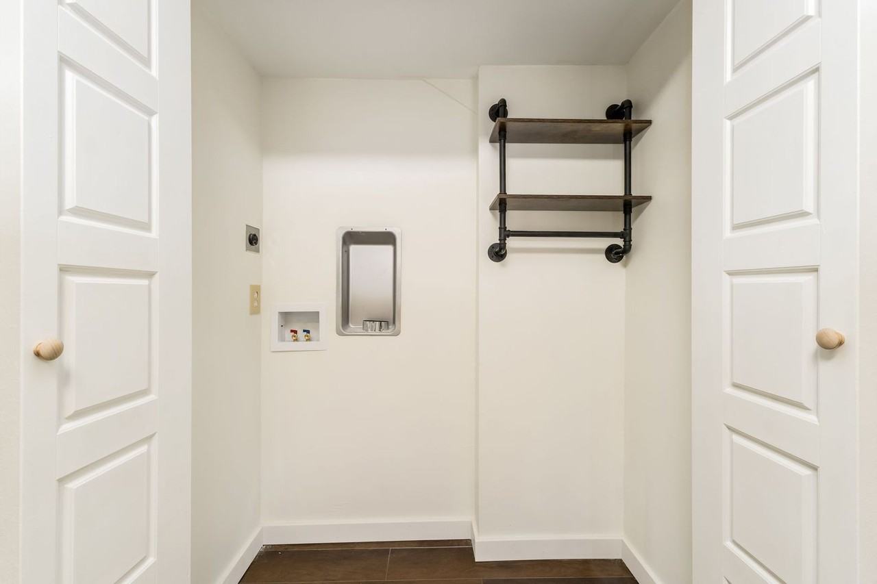 61 Sherman Ave - Photo 7 of 16