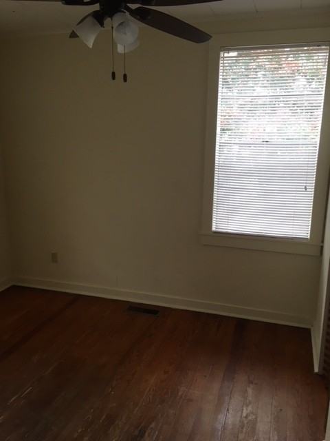 928 Blair St - Photo 5 of 12