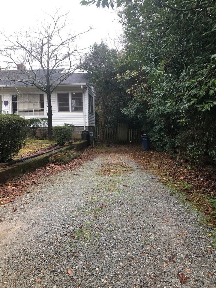 475 Woodlawn Ave - Photo 4 of 13