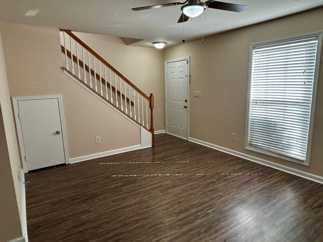 508 Summer Pl - Photo 3 of 20