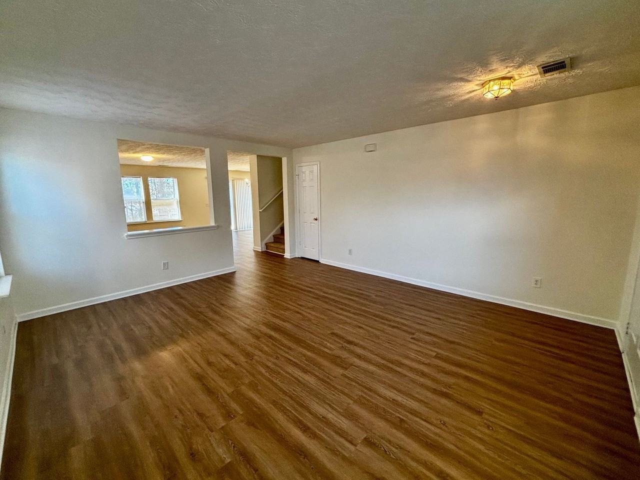 2735 Meadow Trace Dr - Photo 7 of 32