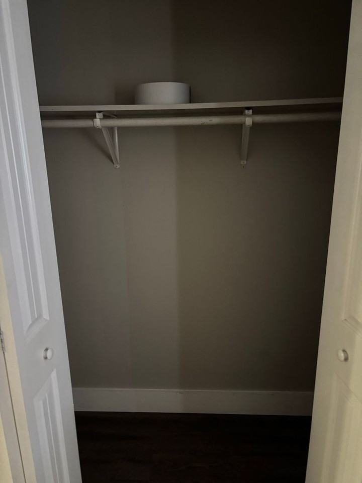 819 Bradley Cir - Photo 7 of 23