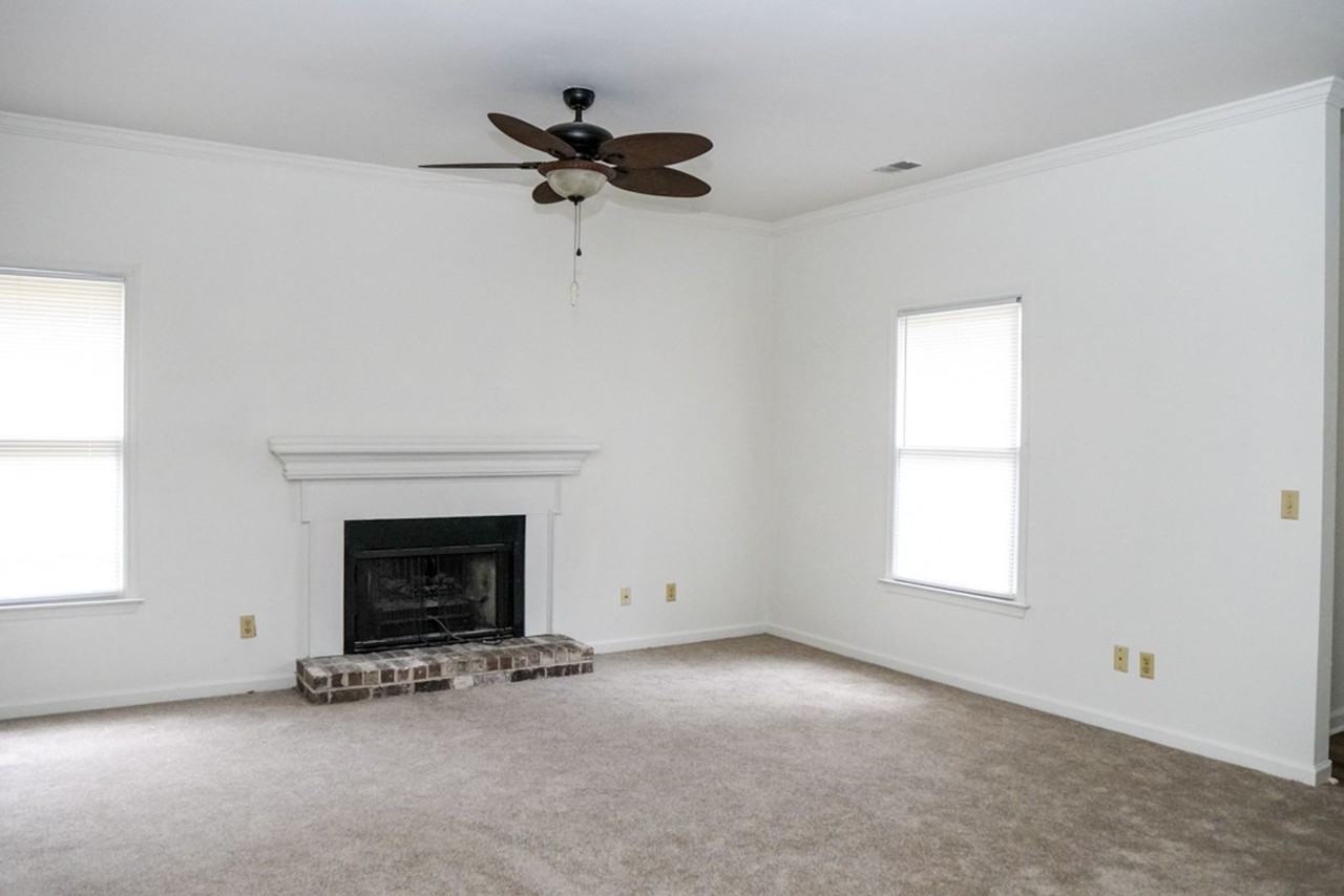 2640 Joshua Cir - Photo 6 of 41