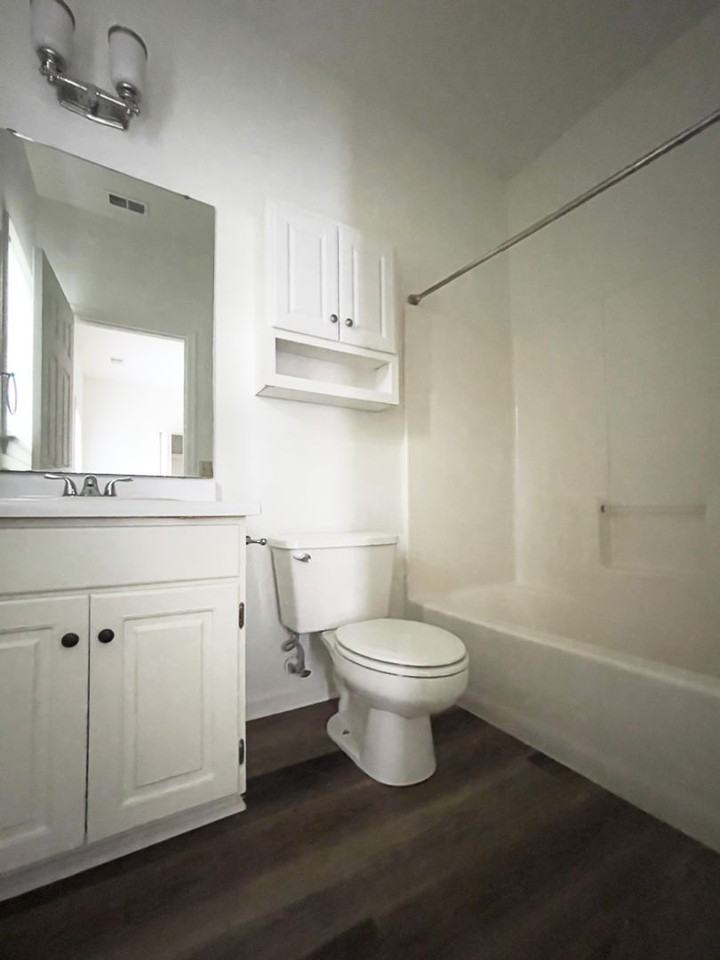 2640 Joshua Cir - Photo 5 of 41