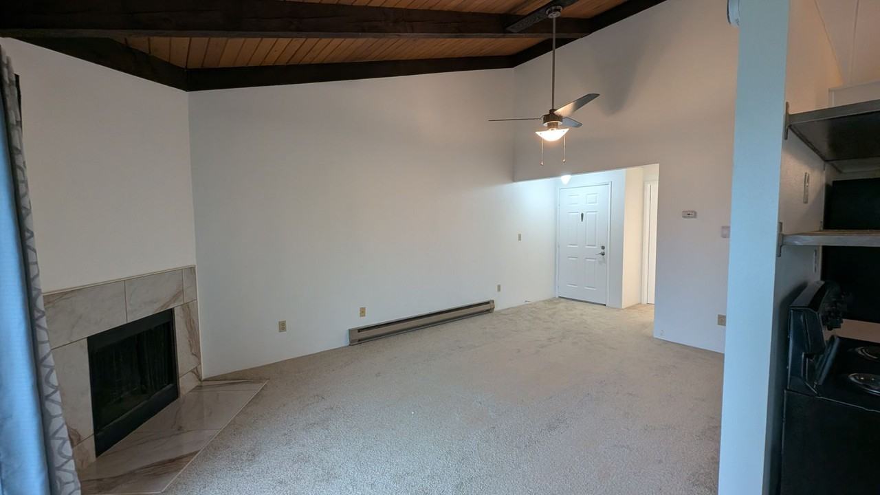 2020 Grant Ave S #M303 - Photo 7 of 21