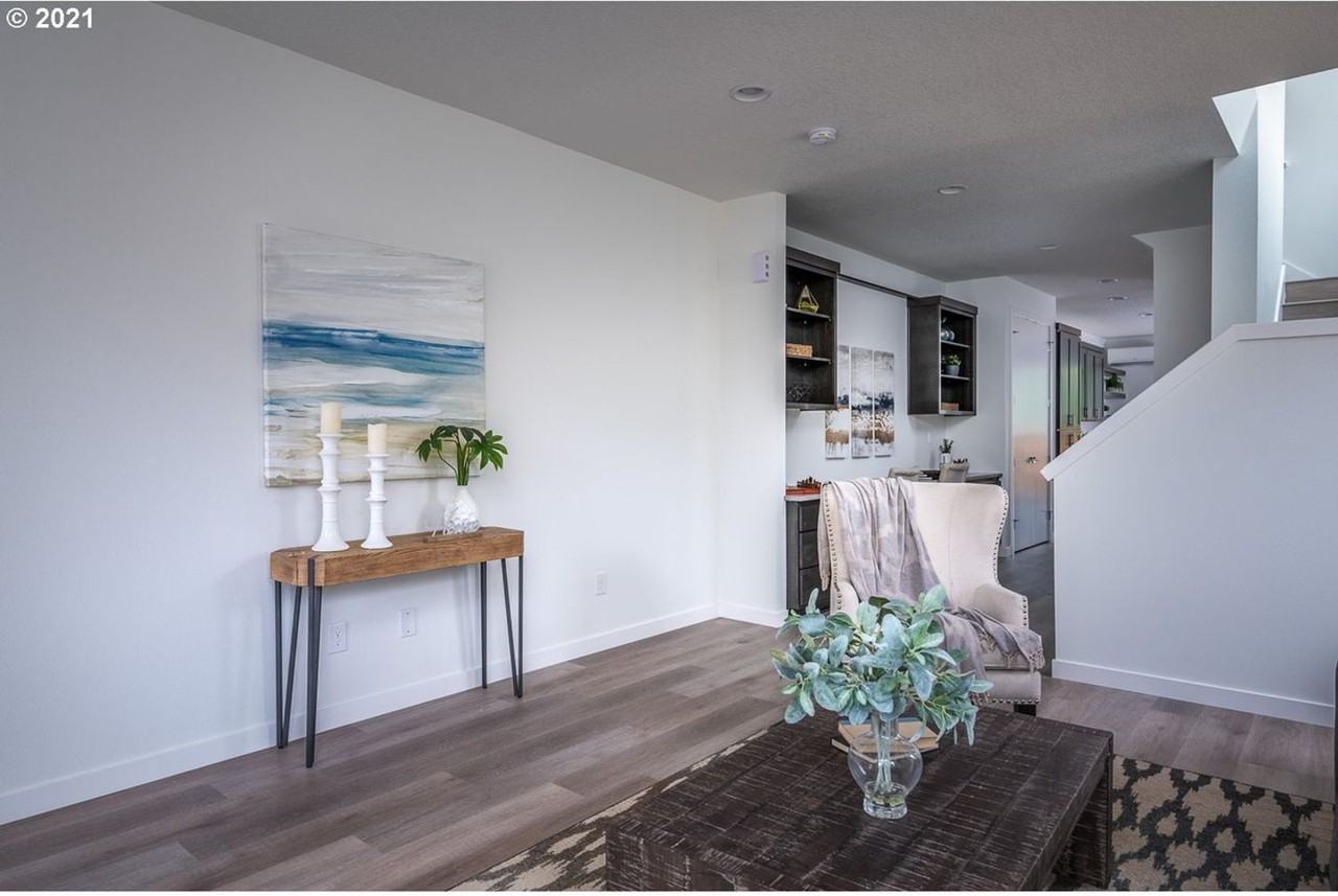 3540 Se 67th Ave - Photo 6 of 15