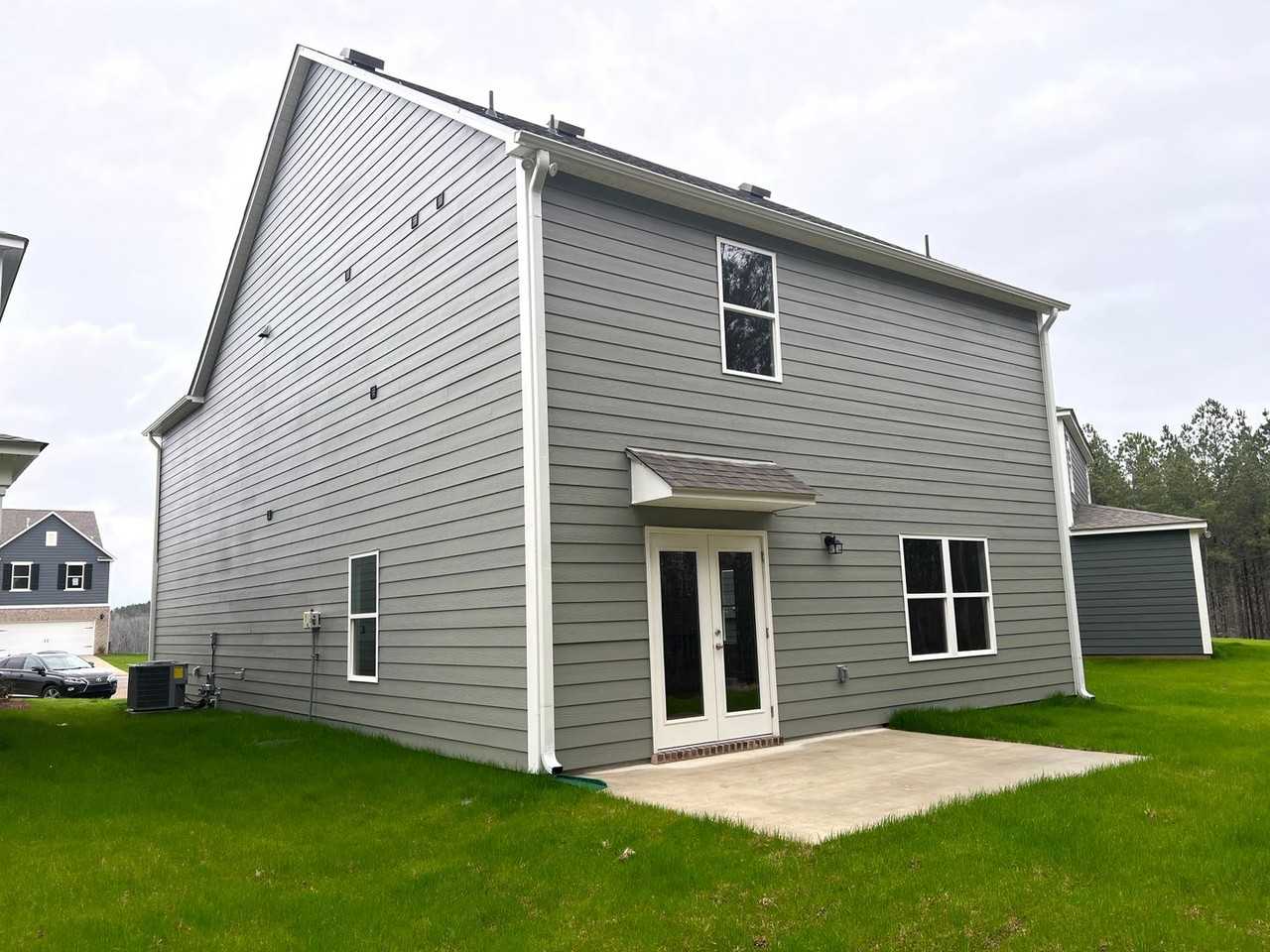 256 Chelsea Park Cir - Photo 3 of 46