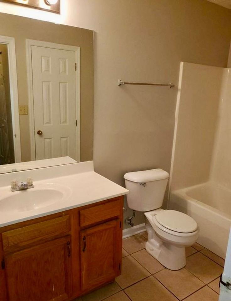 2836 Ryan Cir #D - Photo 2 of 9