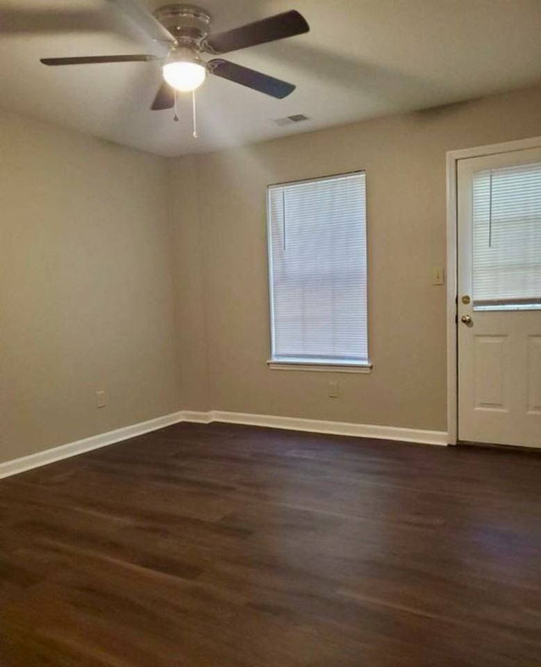 2836 Ryan Cir #D - Photo 6 of 9