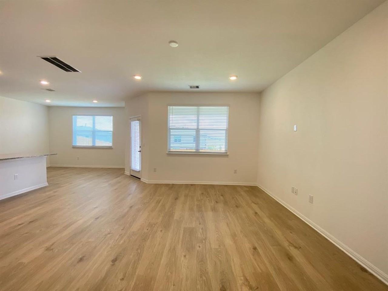 217 Saide St - Photo 7 of 7