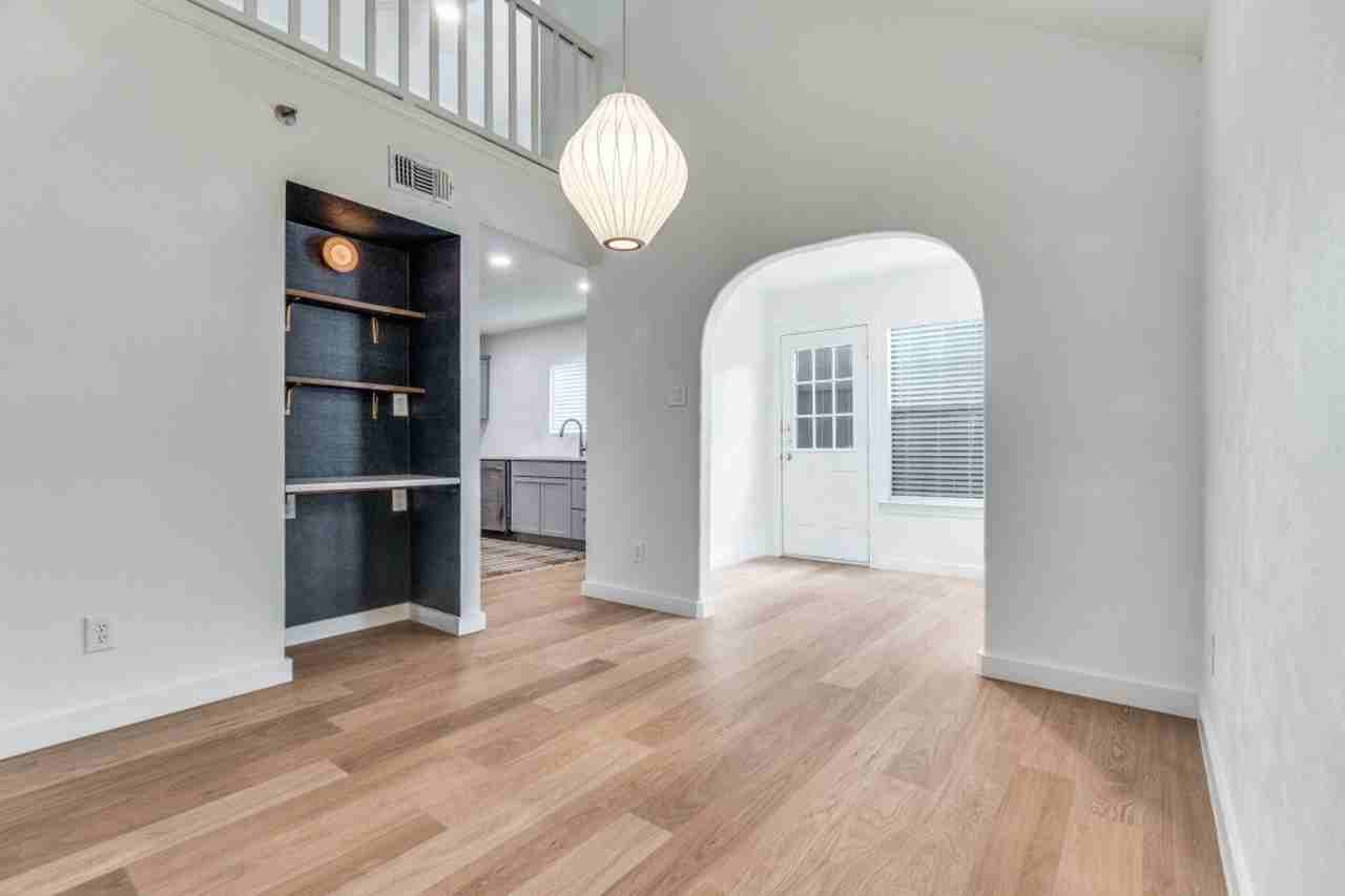 1508 Mccoy St - Photo 4 of 11