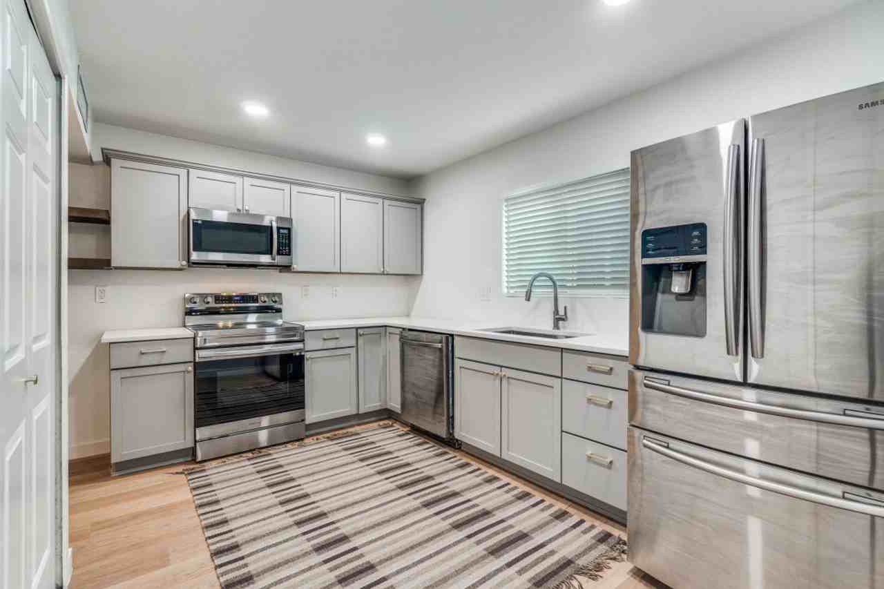 1508 Mccoy St - Photo 6 of 11