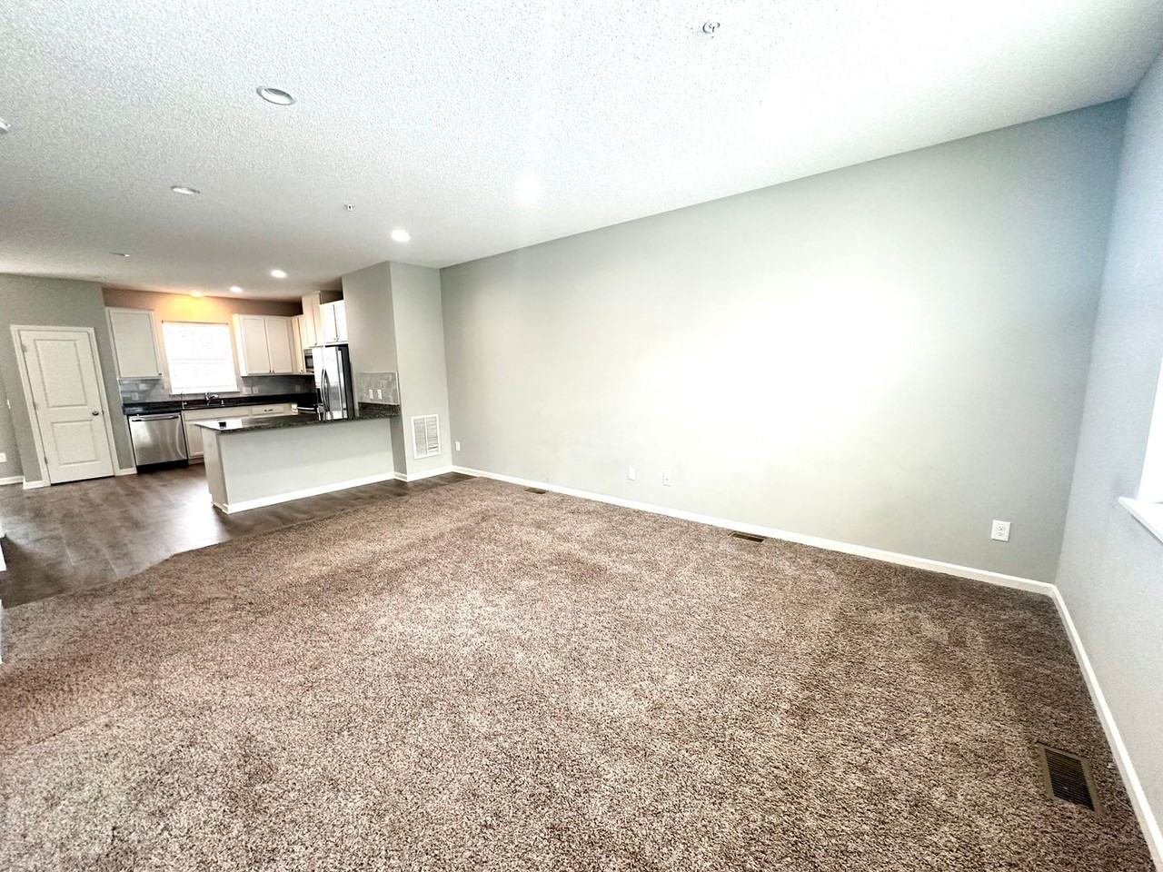 17556 96th Pl N - Photo 3 of 27