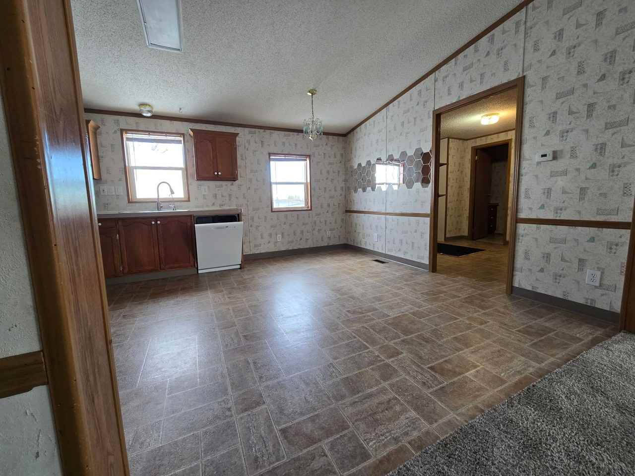 15 Metz Rd - Photo 3 of 46