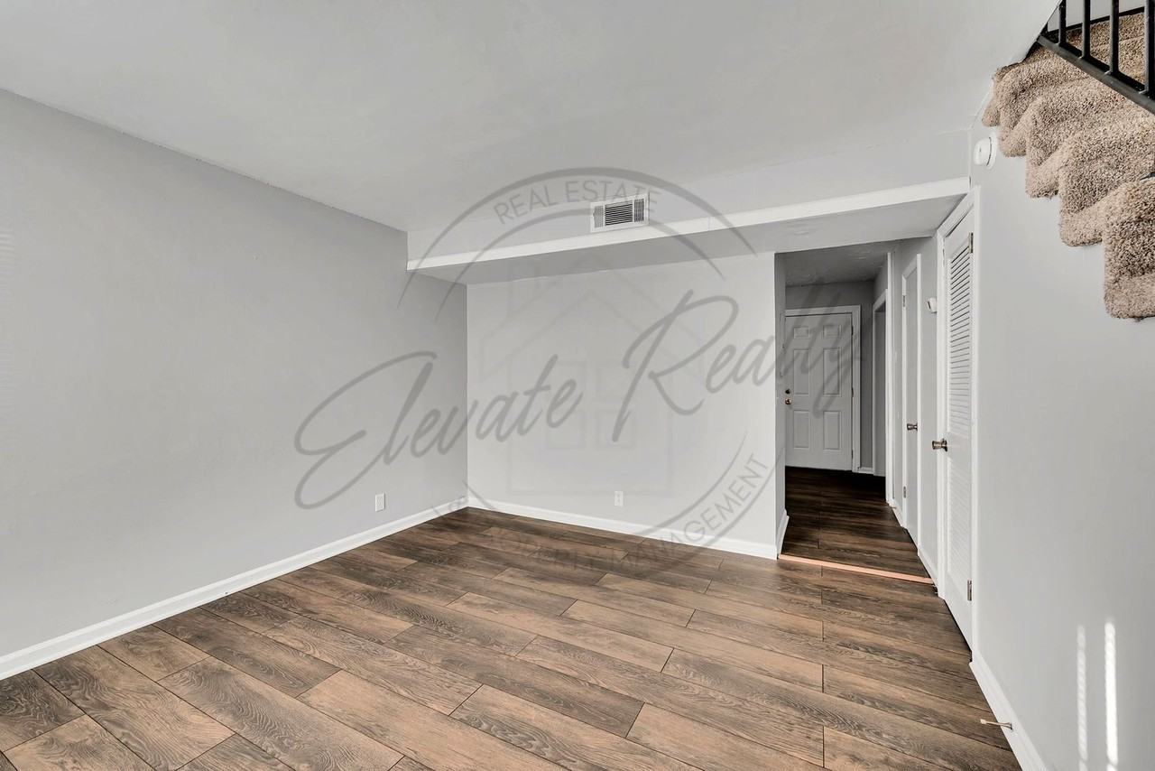 2537 Highland Trace Dr - Photo 3 of 28