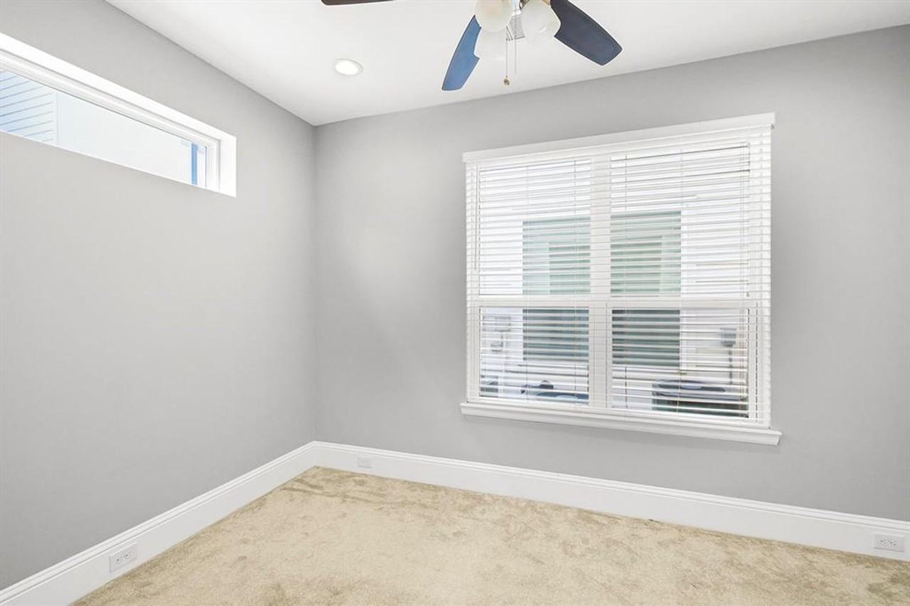 411 N Nagle St #A - Photo 6 of 24