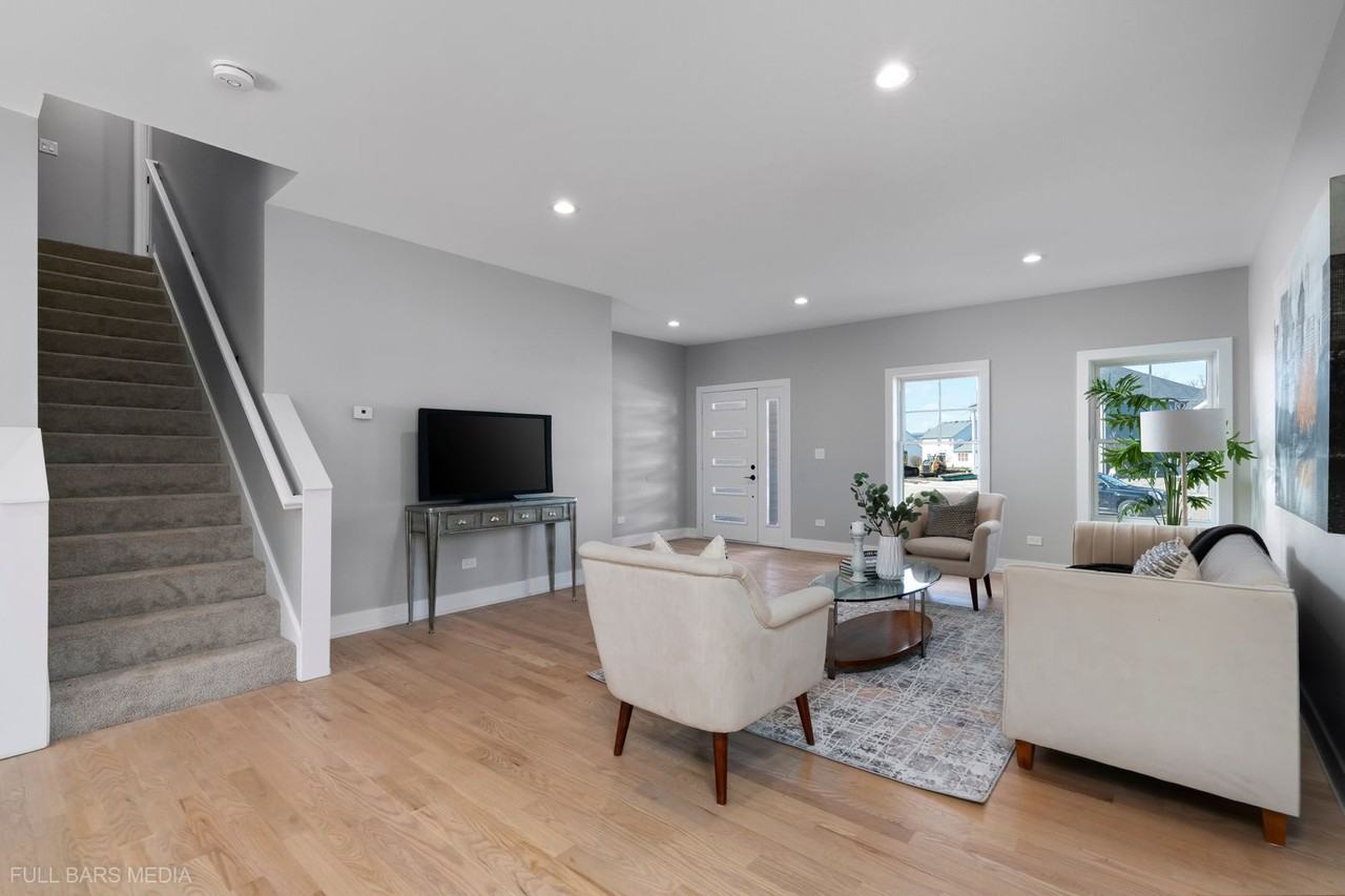 4019 Faith Ln - Photo 4 of 39