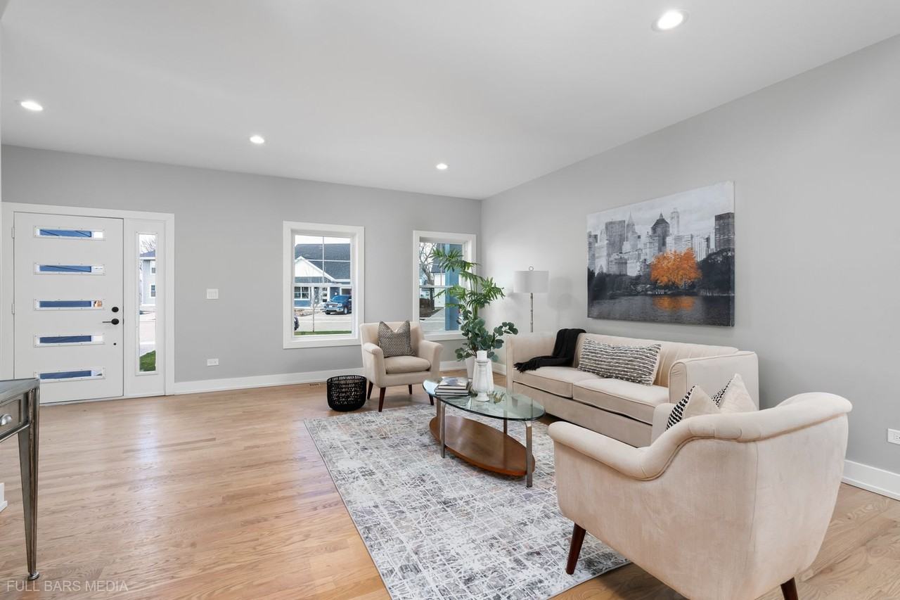 4019 Faith Ln - Photo 6 of 39