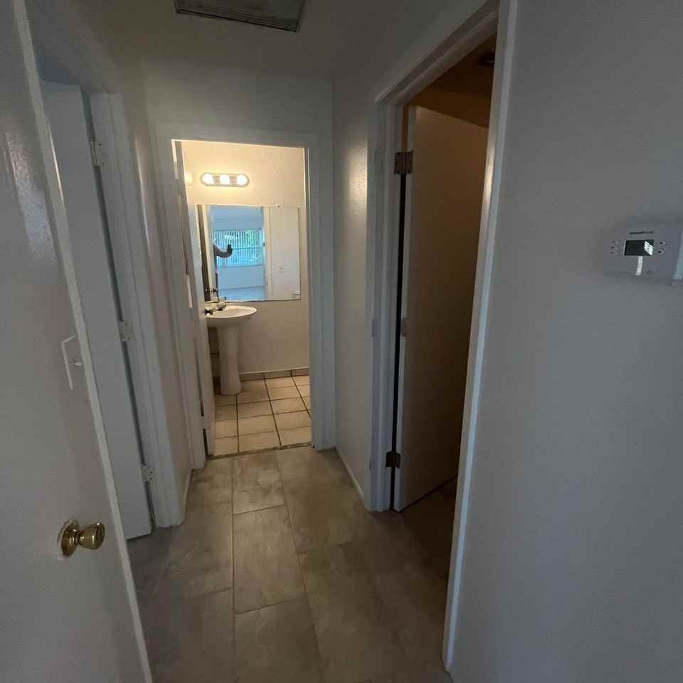 3708 Estelle St - Photo 3 of 27