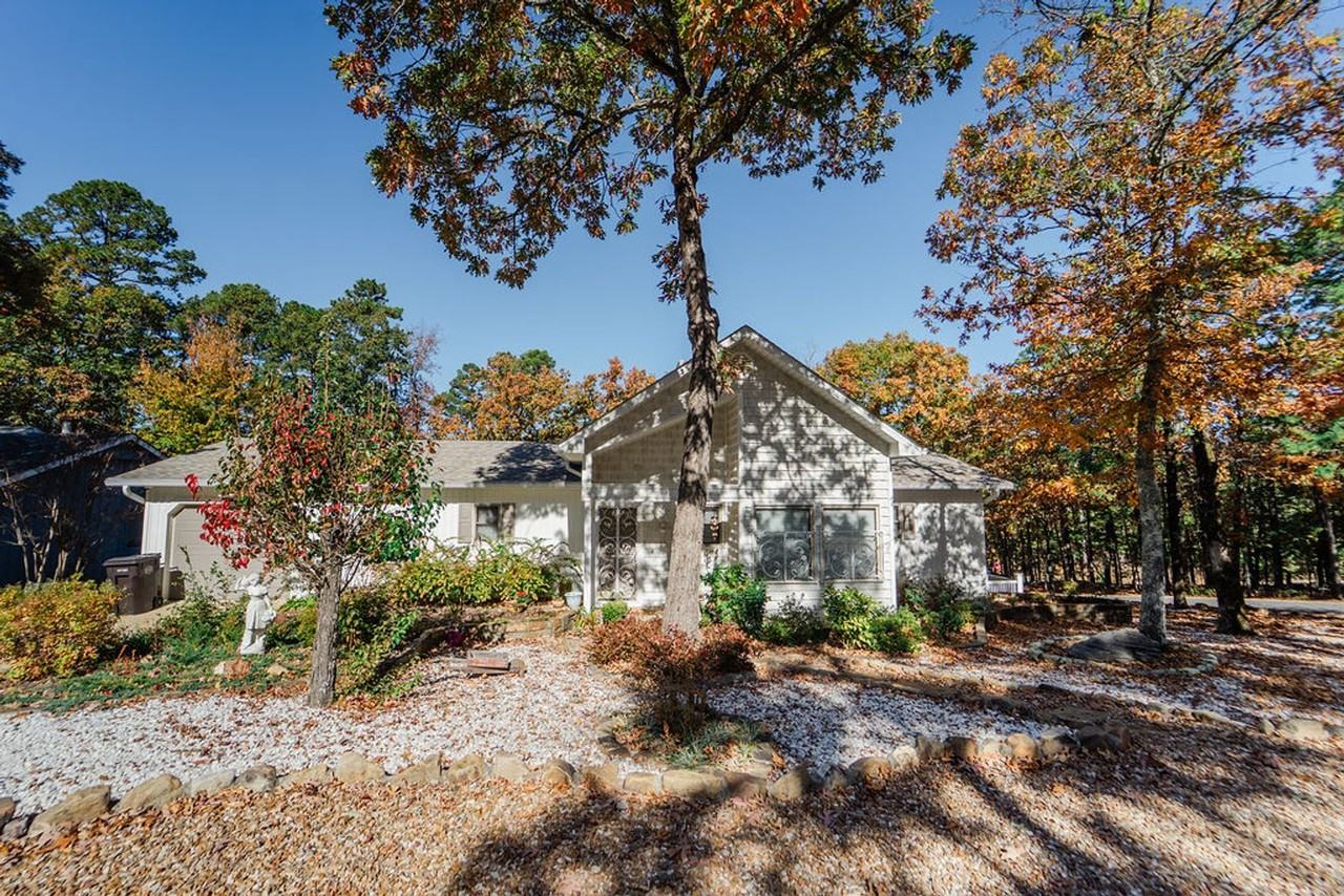 18 Balenciaga Way - Photo 2 of 39