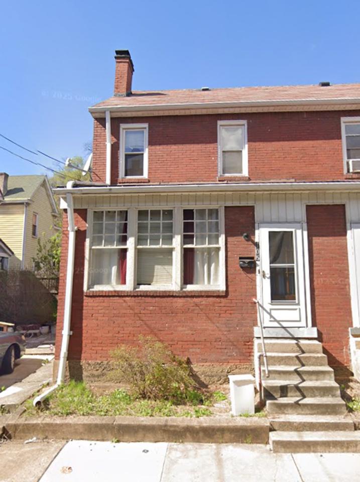 105 Court St #1 - Photo 2 of 21