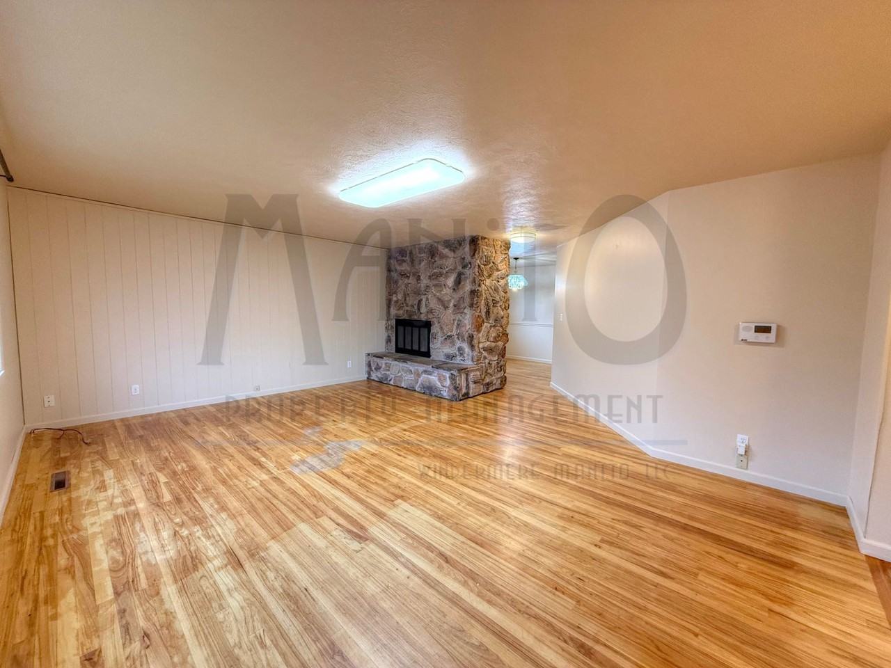 1210 W Warn Way - Photo 3 of 20