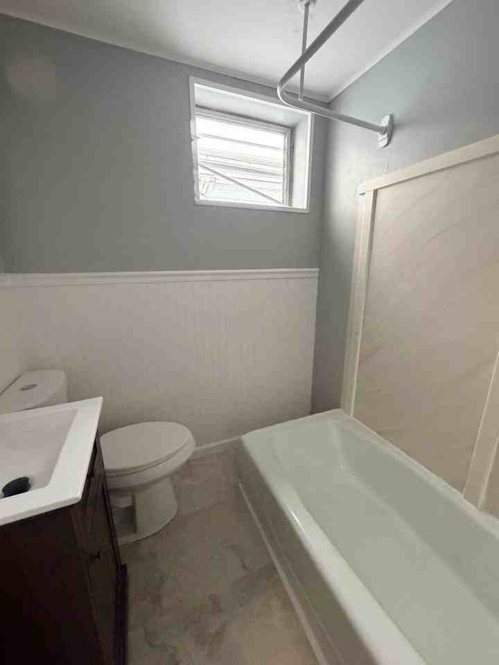 927 N 12th St - Photo 6 of 16