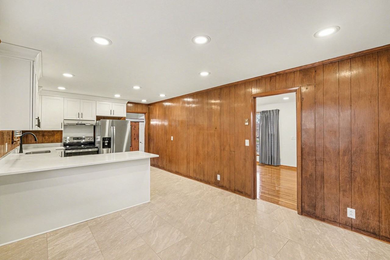 6609 Beacon Ln - Photo 6 of 15