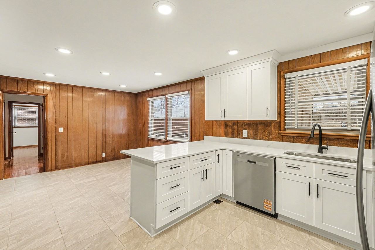 6609 Beacon Ln - Photo 7 of 15