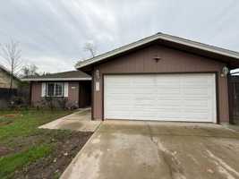 featured image of 8616 Mellowoods Way