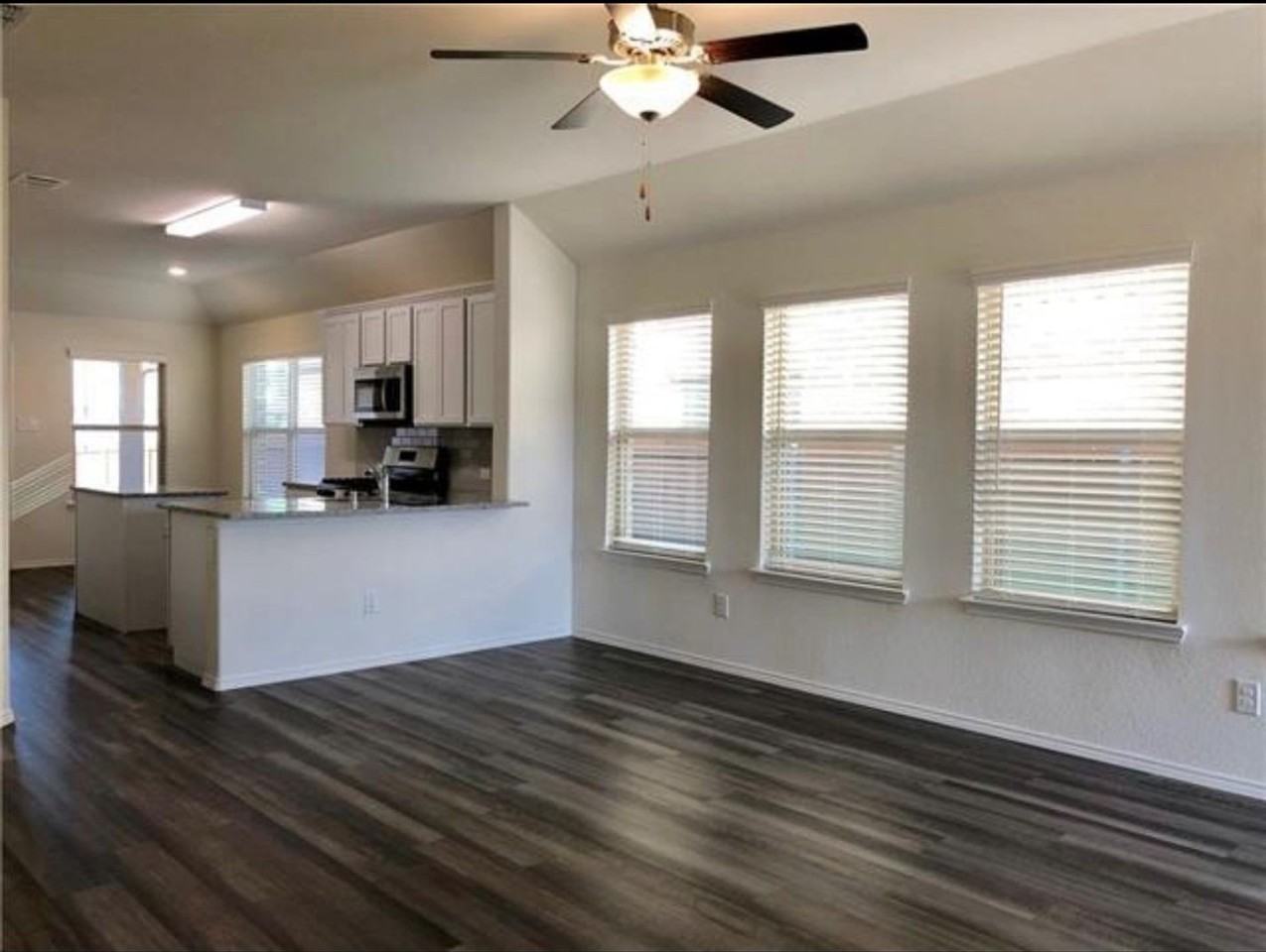 4002 Bighorn Dr - Photo 2 of 11