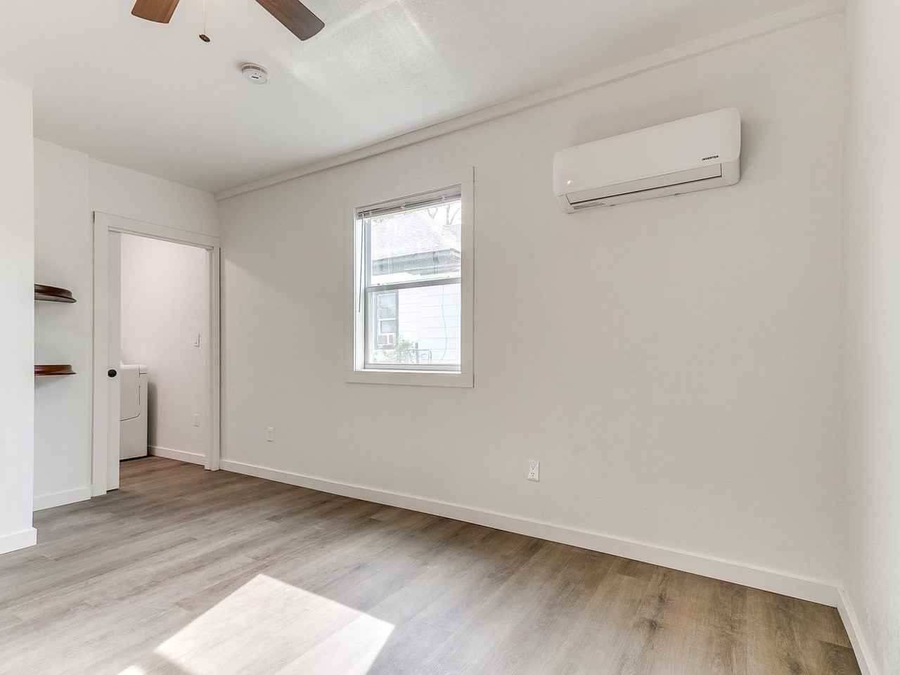 1812 W Noble Ave - Photo 3 of 50