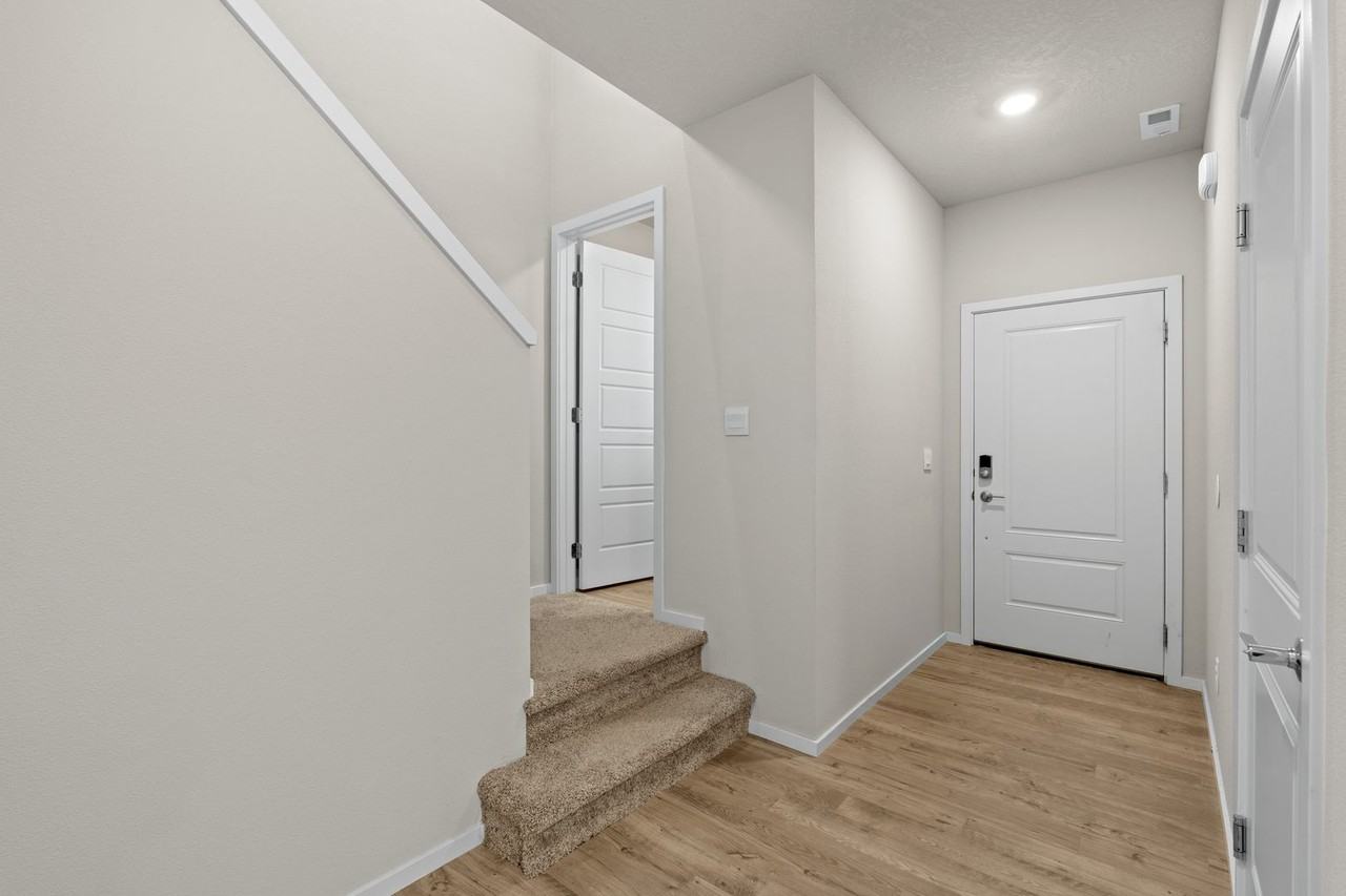 20410 E Legacy Springs Ct - Photo 6 of 38