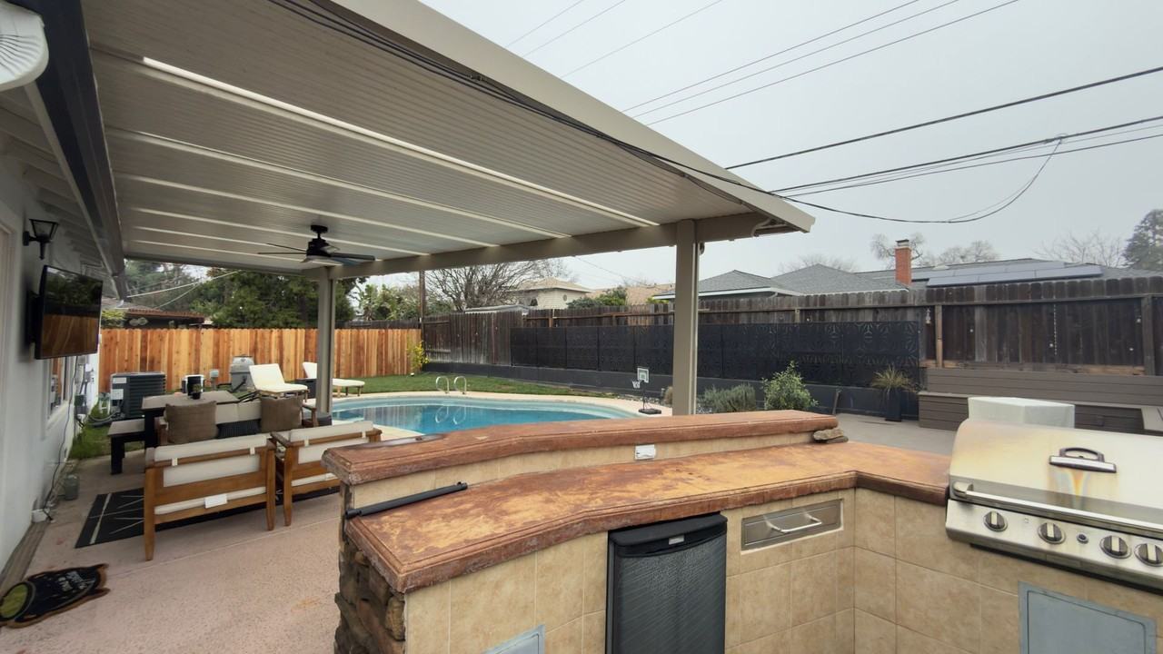 1708 Mercury Way - Photo 4 of 4