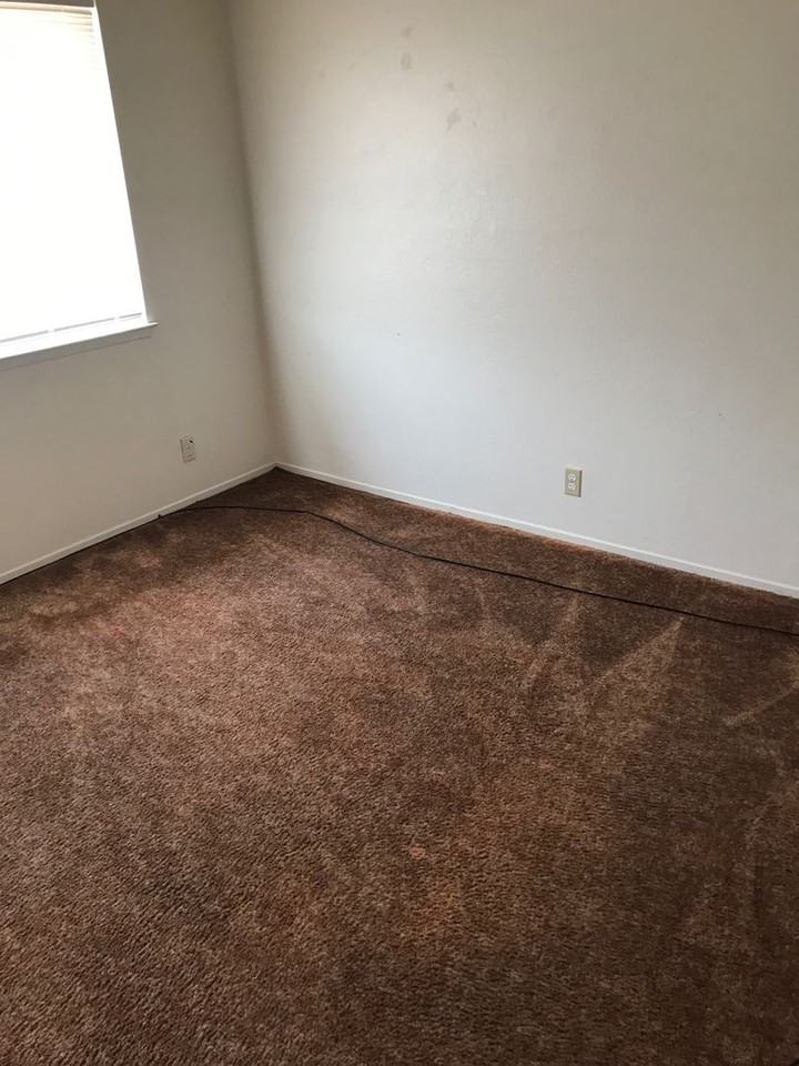 337 S Sunset St #A - Photo 4 of 11