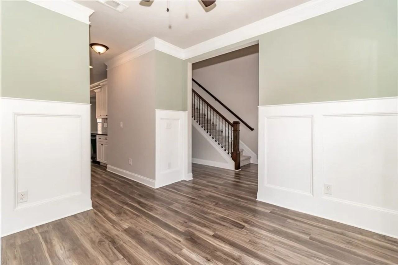 1016 Swan Ct - Photo 4 of 20