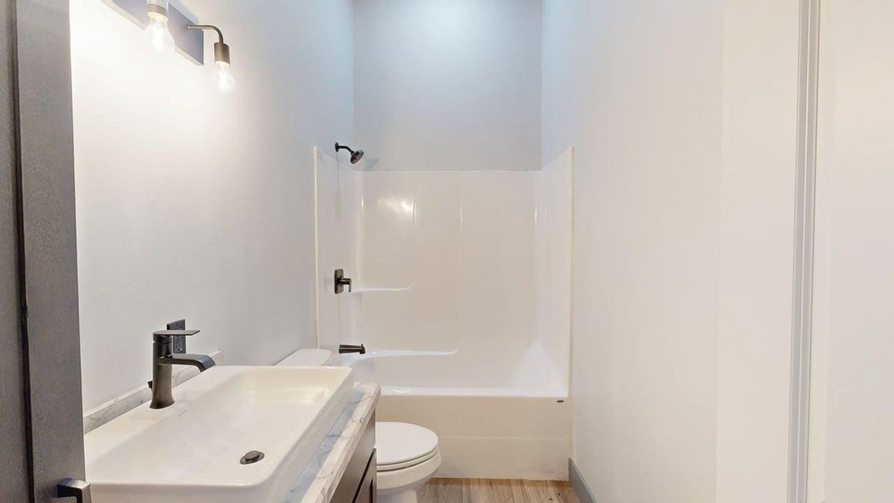 3734 Cresent Lake Rd #4 - Photo 4 of 8