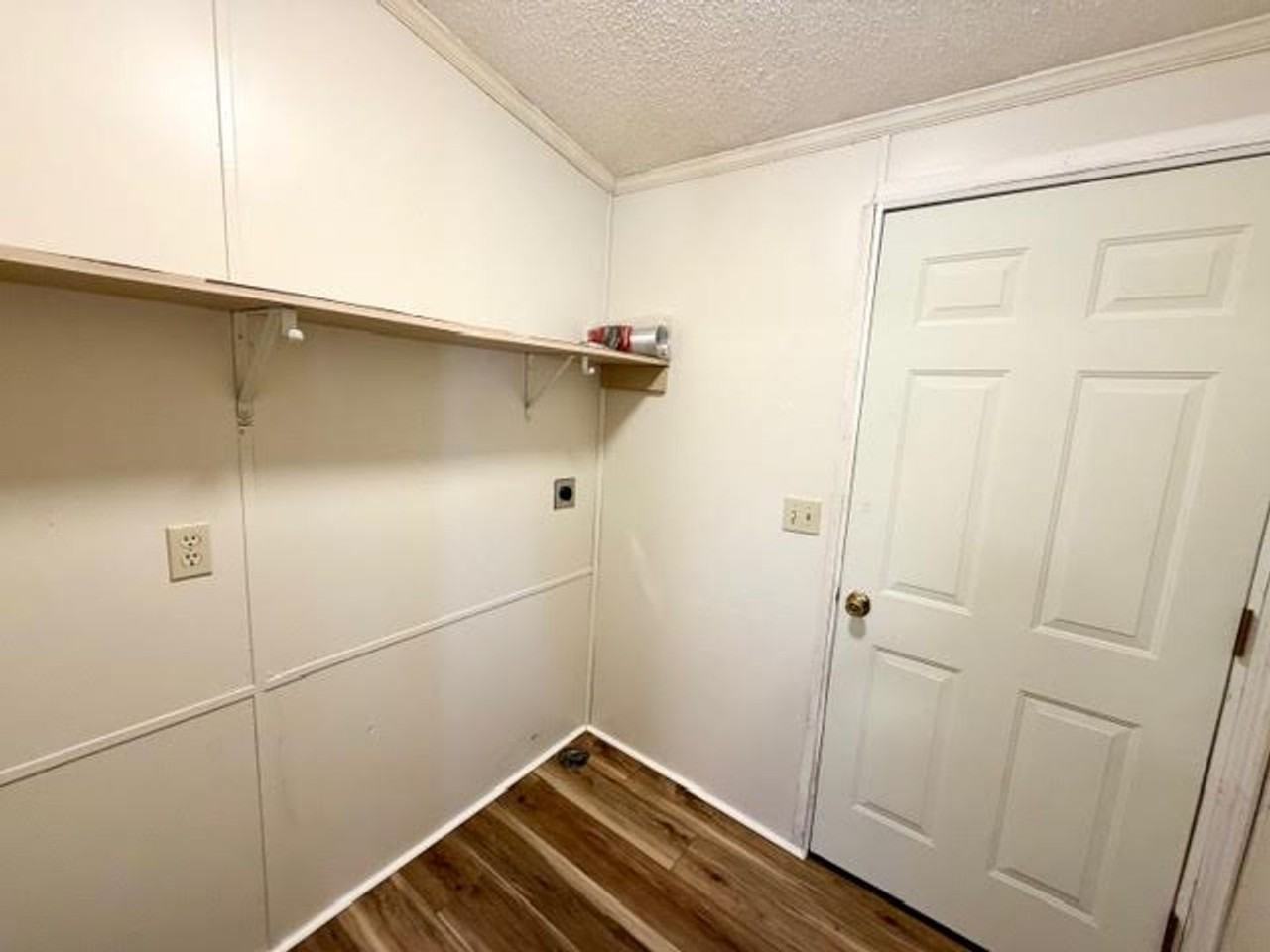 125 Burkhart Ln - Photo 5 of 10