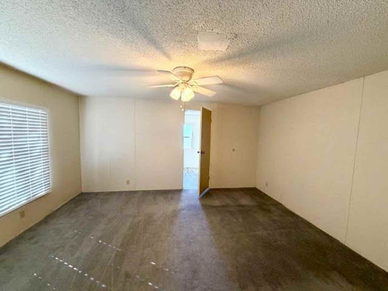 125 Burkhart Ln - Photo 6 of 10