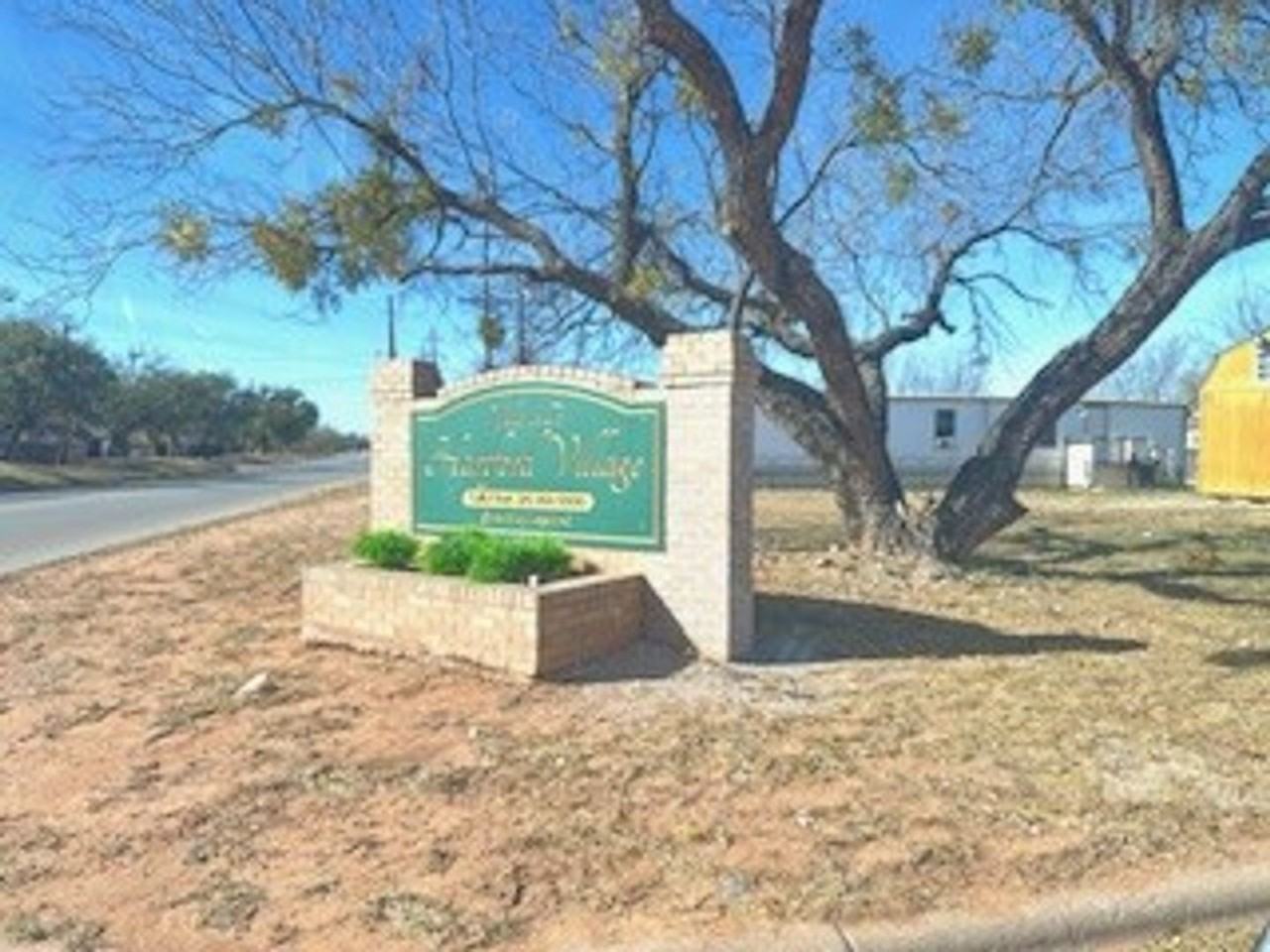 5850 Hartford St #70 - Photo 3 of 20