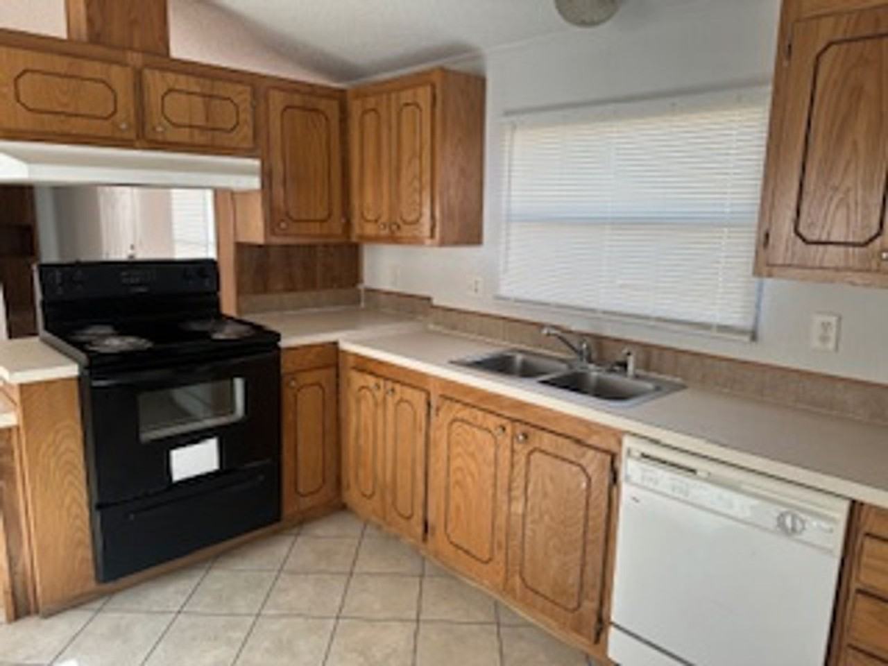 5850 Hartford St #70 - Photo 7 of 20